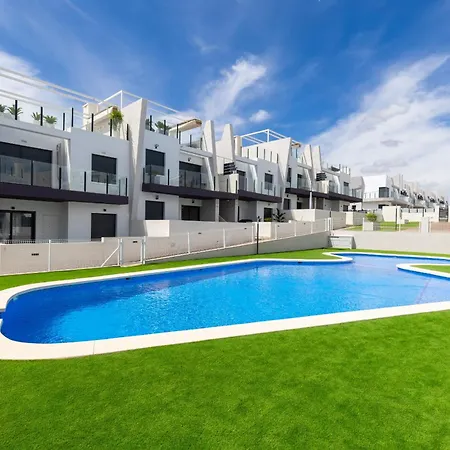 Magnolia - Luxury With Rooftop & Pool *