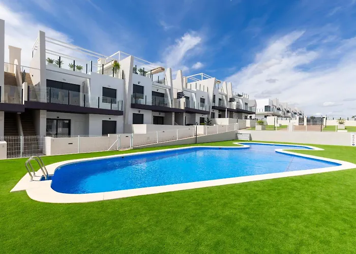 Magnolia - Luxury With Rooftop & Pool *